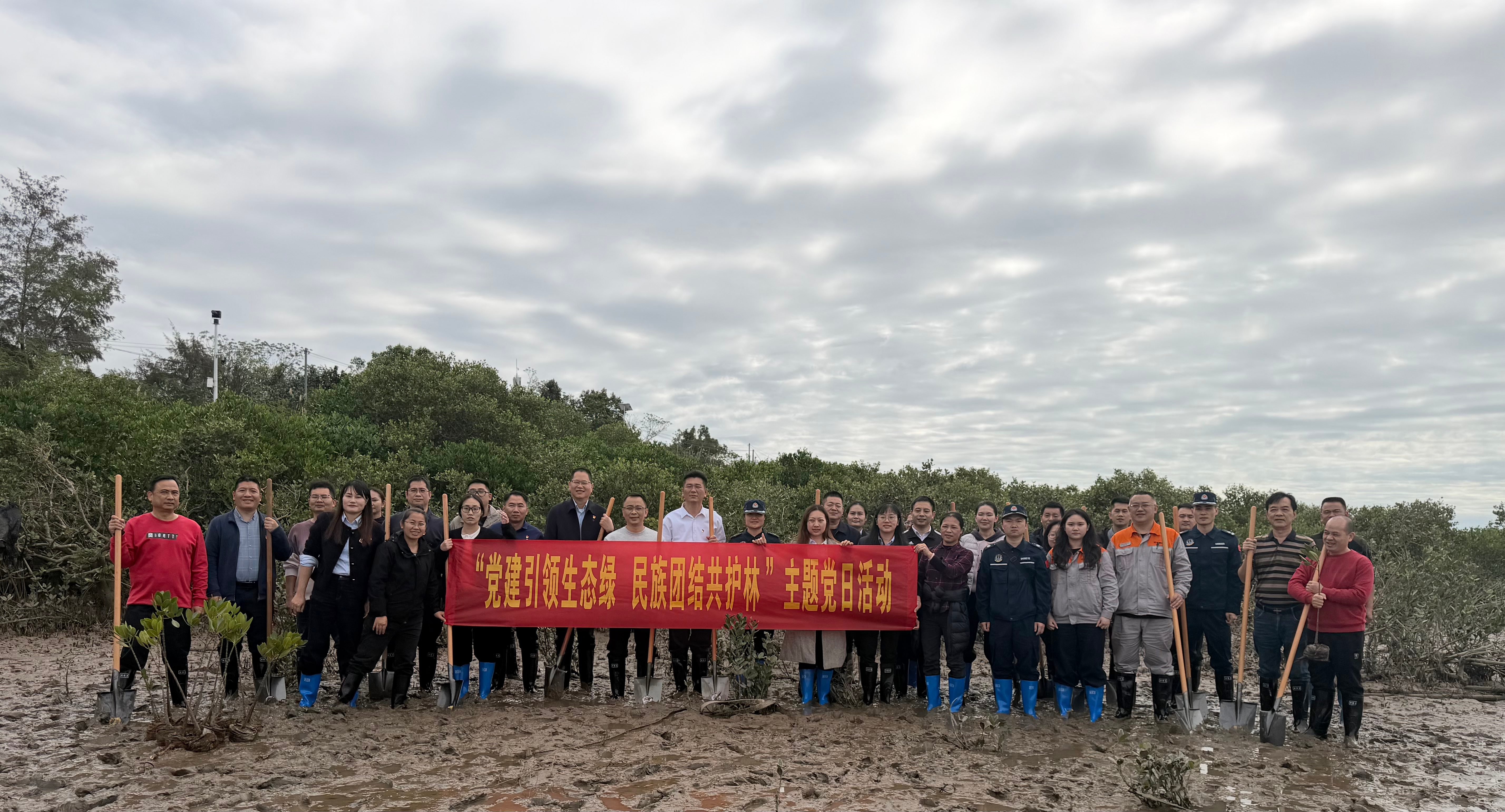 绿色PP电子游戏“森”呼吸 人与天然“林”距离 ——记PP电子游戏公司党委植树节主题党日活动